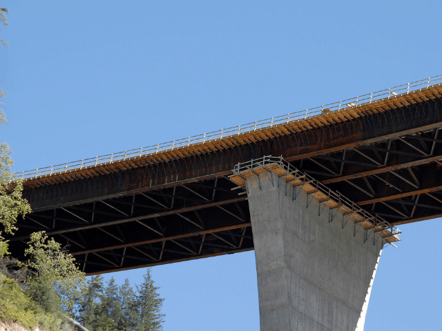 Porque o Betão é Usado na Construção de Pontes betonfort angola
